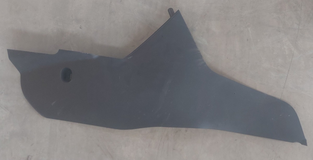 T CROSS CONSOLE SIDE TRIM LEFT