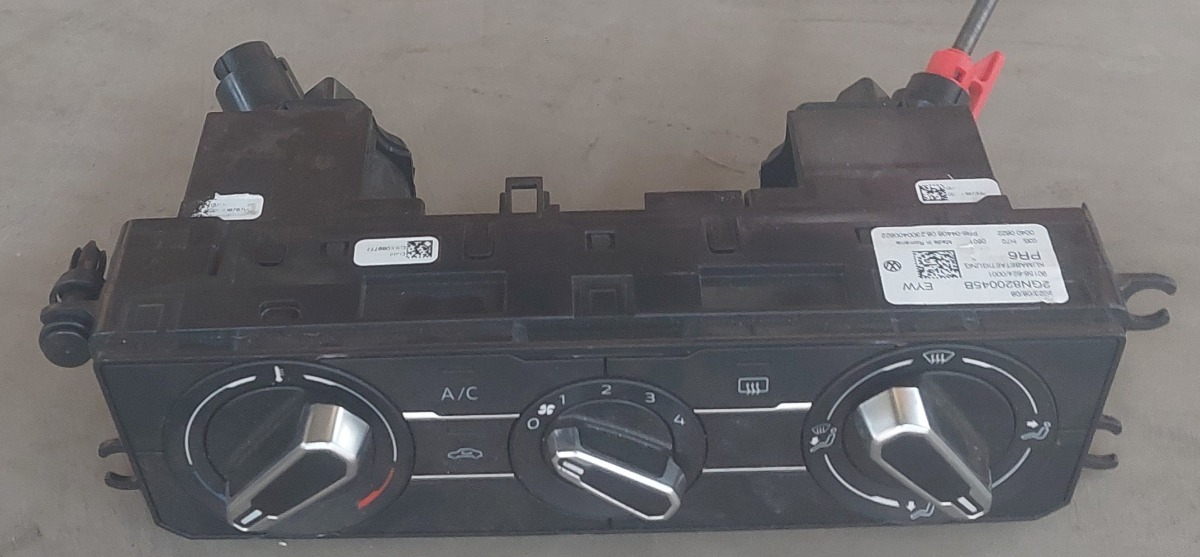 T-CROSS HEATER CONTROL PANEL