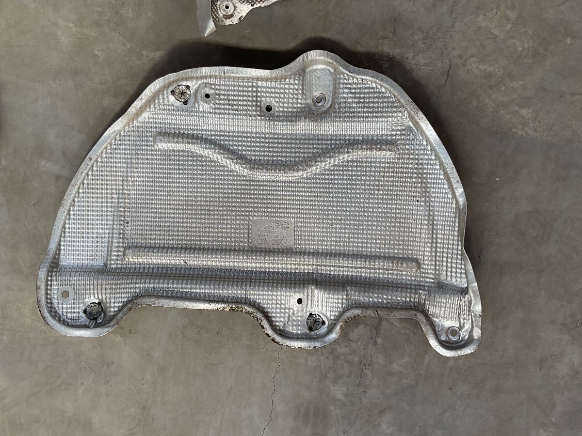 Tiguan Allspace Rear Heat Shield
