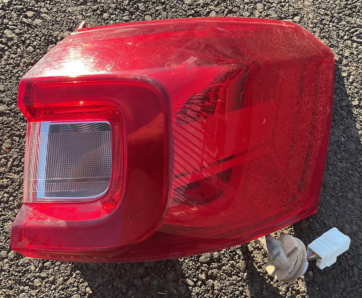 URBAN CRUISER RIGHT REAR OUTER TAILIGHT