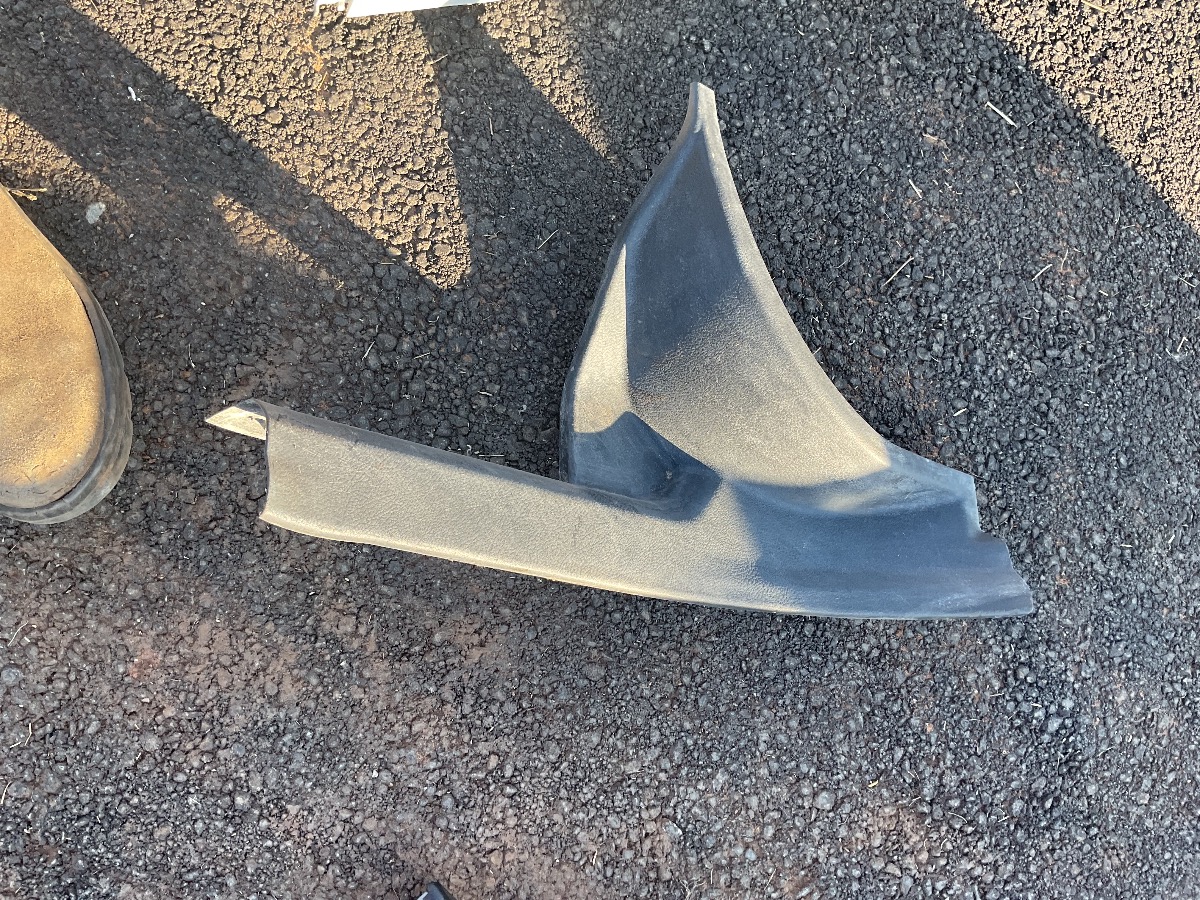 URBAN CRUISER LEFT REAR INNER TRIM