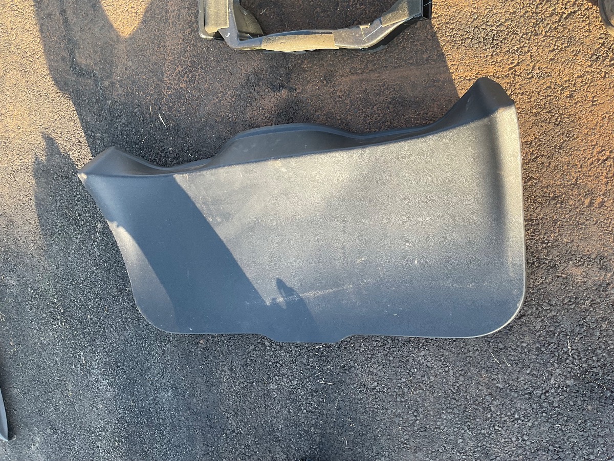 URBAN CRUISER INNER BOOT TRIM
