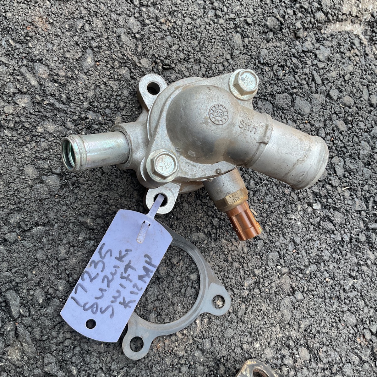 SWIFT 1.2 GL THERMOSTAT HOUSING