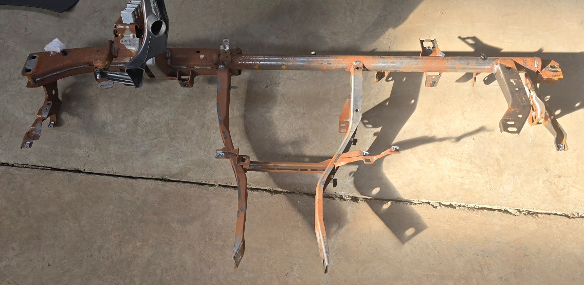 T-CROSS DASH STEEL FRAME