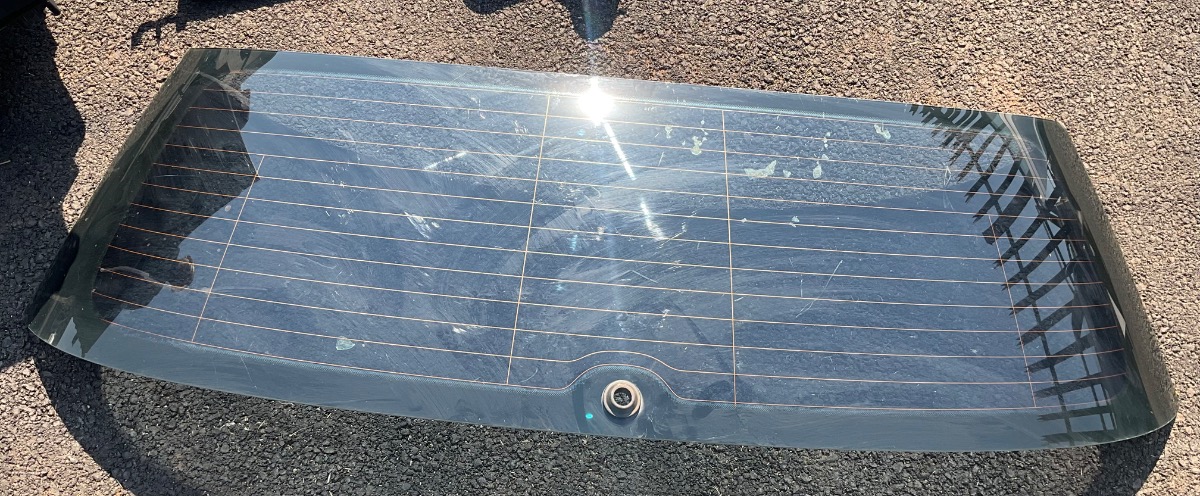 GOLF 7 TAILGATE GLASS