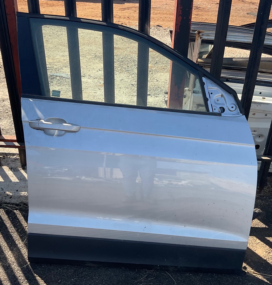 T-CROSS FRONT RIGHT DOOR SHELL