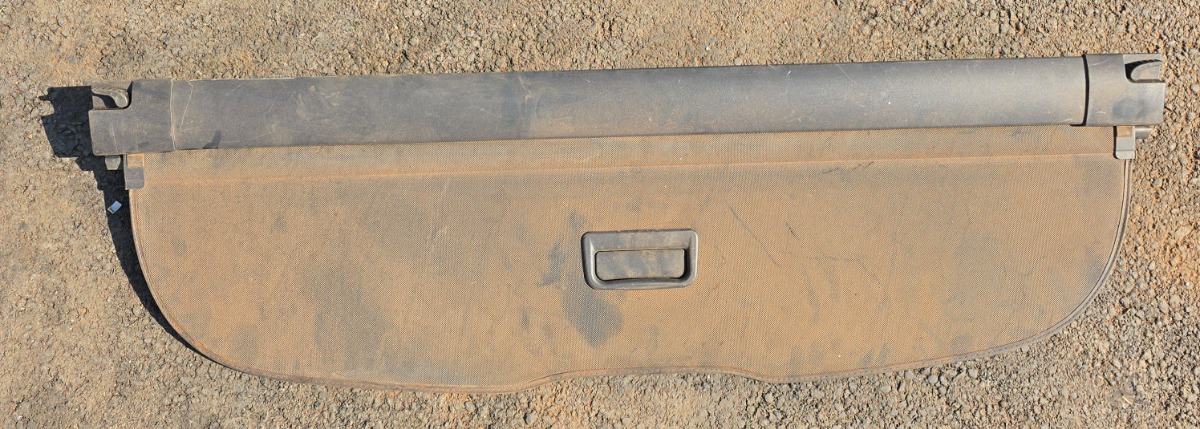 Q3 PARCEL SHELF