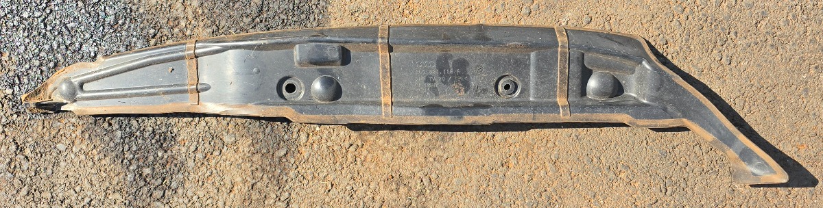 Q3 Fender Closing Cover Right Front