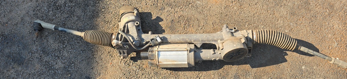 Q3 STEERING RACK