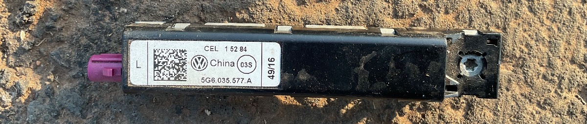 GOLF 7 ANTENA AMPLIFIER