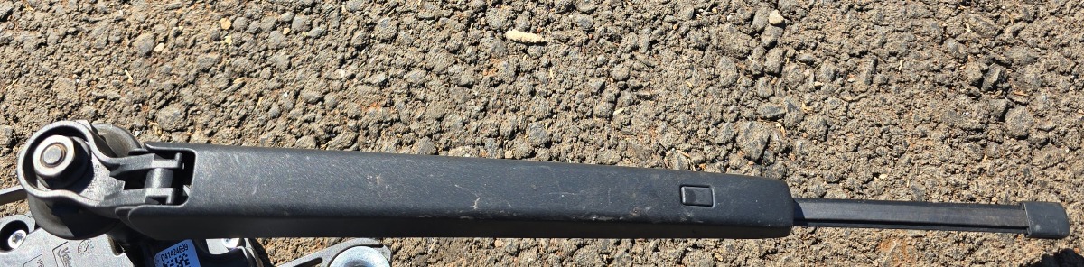 T-CROSS REAR WIPER ARM