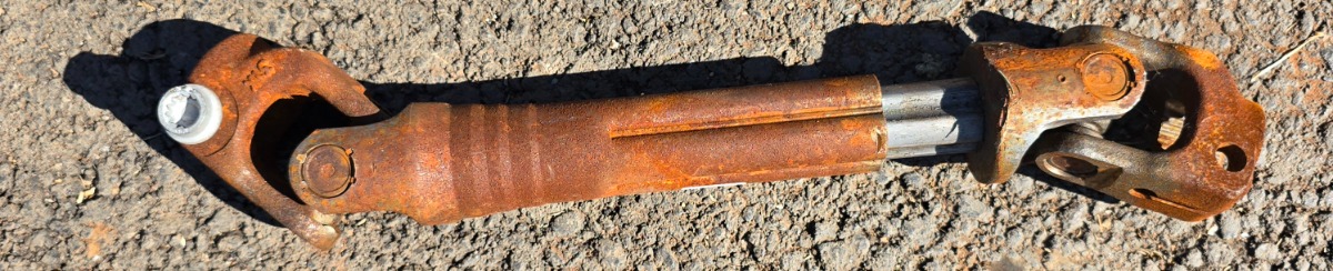 T-CROSS UNIVERSAL STEERING JOINT