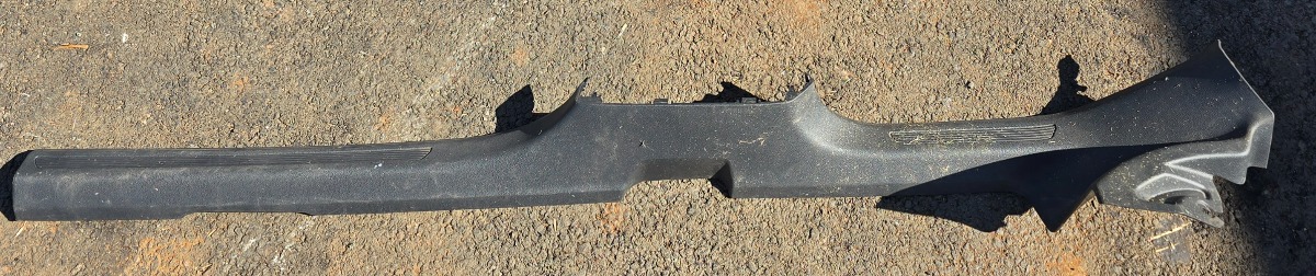 T-Cross C11 Sill Trim Strip Right