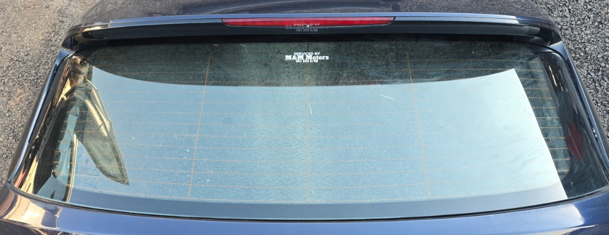 F45 REAR WINDSCREEN