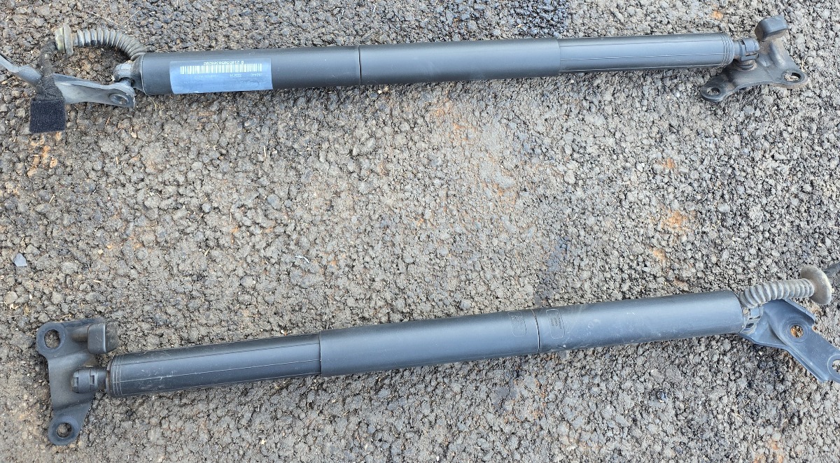 F45 TAILGATE SHOCK ELECTRIC SET