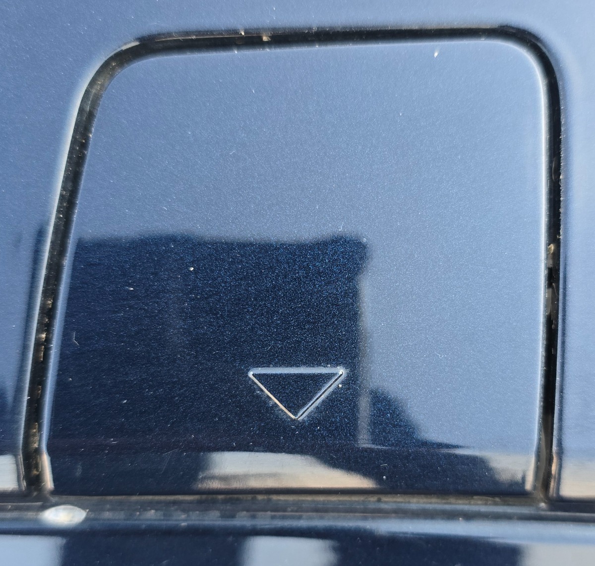 F45 REAR TOW HOOK COVER