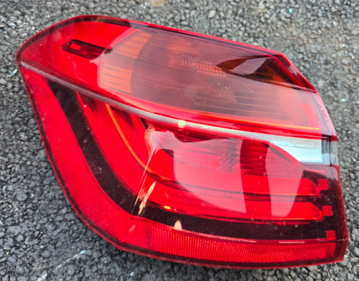 F45 LEFT OUTER TAIL LIGHT LEFT