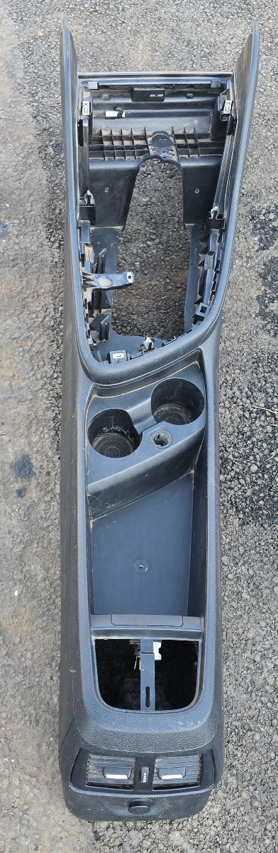 F45 CENTRE CONSOLE