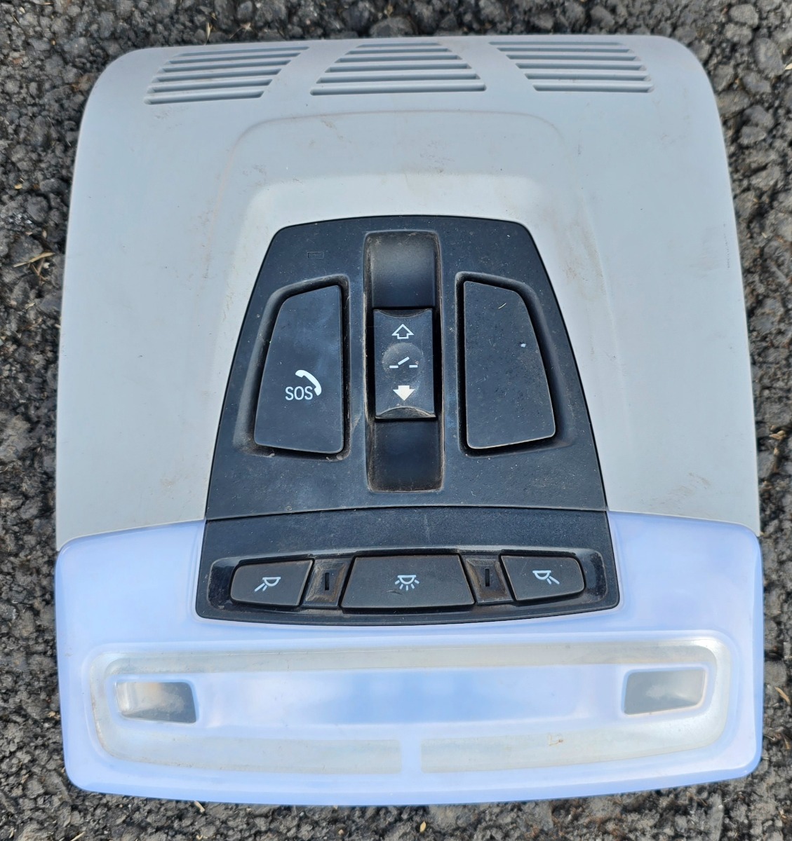 F45 DOME LIGHT WITH SUNROOF