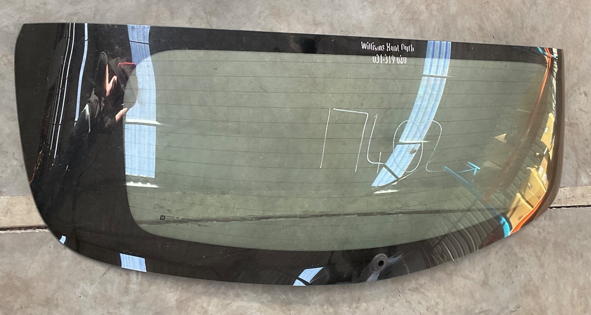 CORSA E TAILGATE GLASS