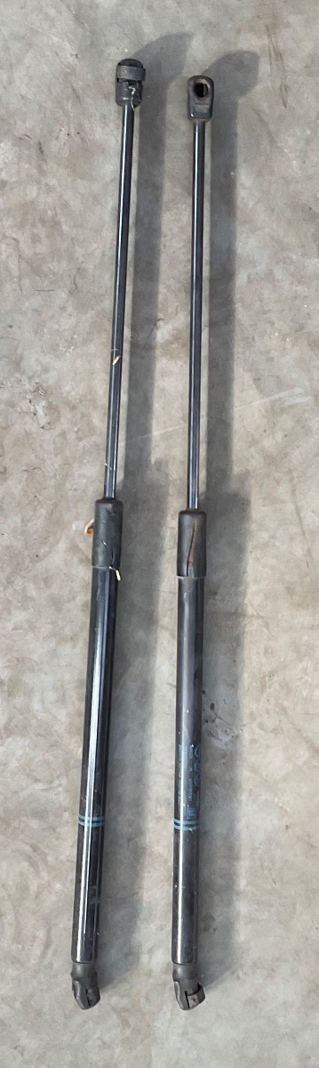 CORSA E TAILGATE SHOCK SET