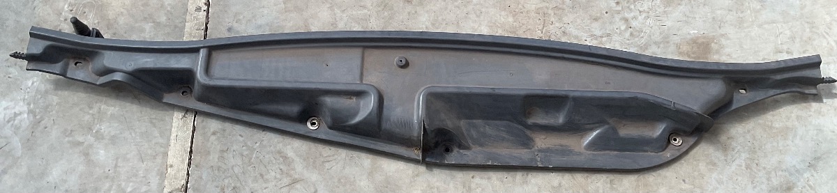 CORSA E WATER DEFLECTOR