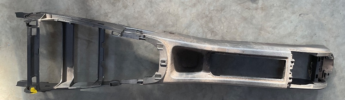 CORSA E CENTRE CONSOLE