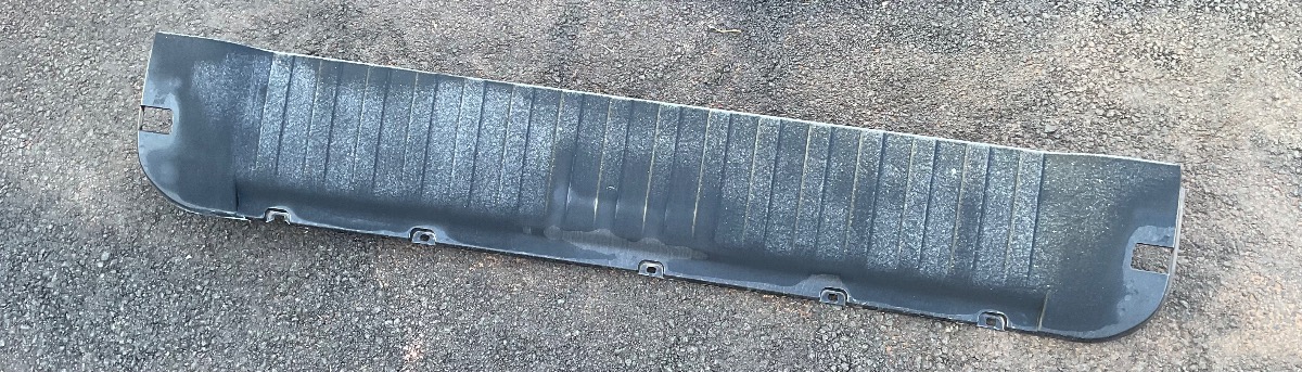 X5 X DRIVE 30D A/T INNER BOOT TRIM