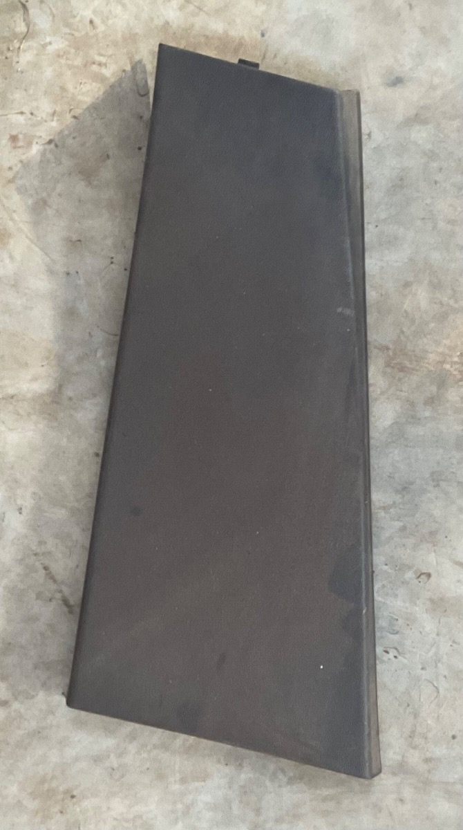 CORSA E LEFT LOWER B PILLAR TRIM