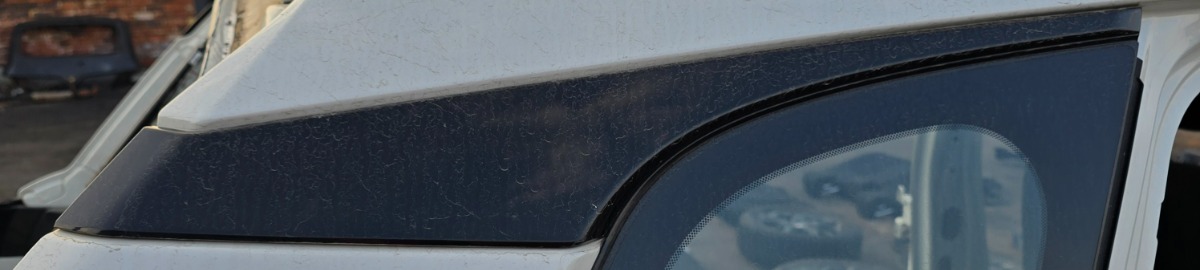 URBAN CRUISER RIGHT REAR QUARTER VENT MOULDING