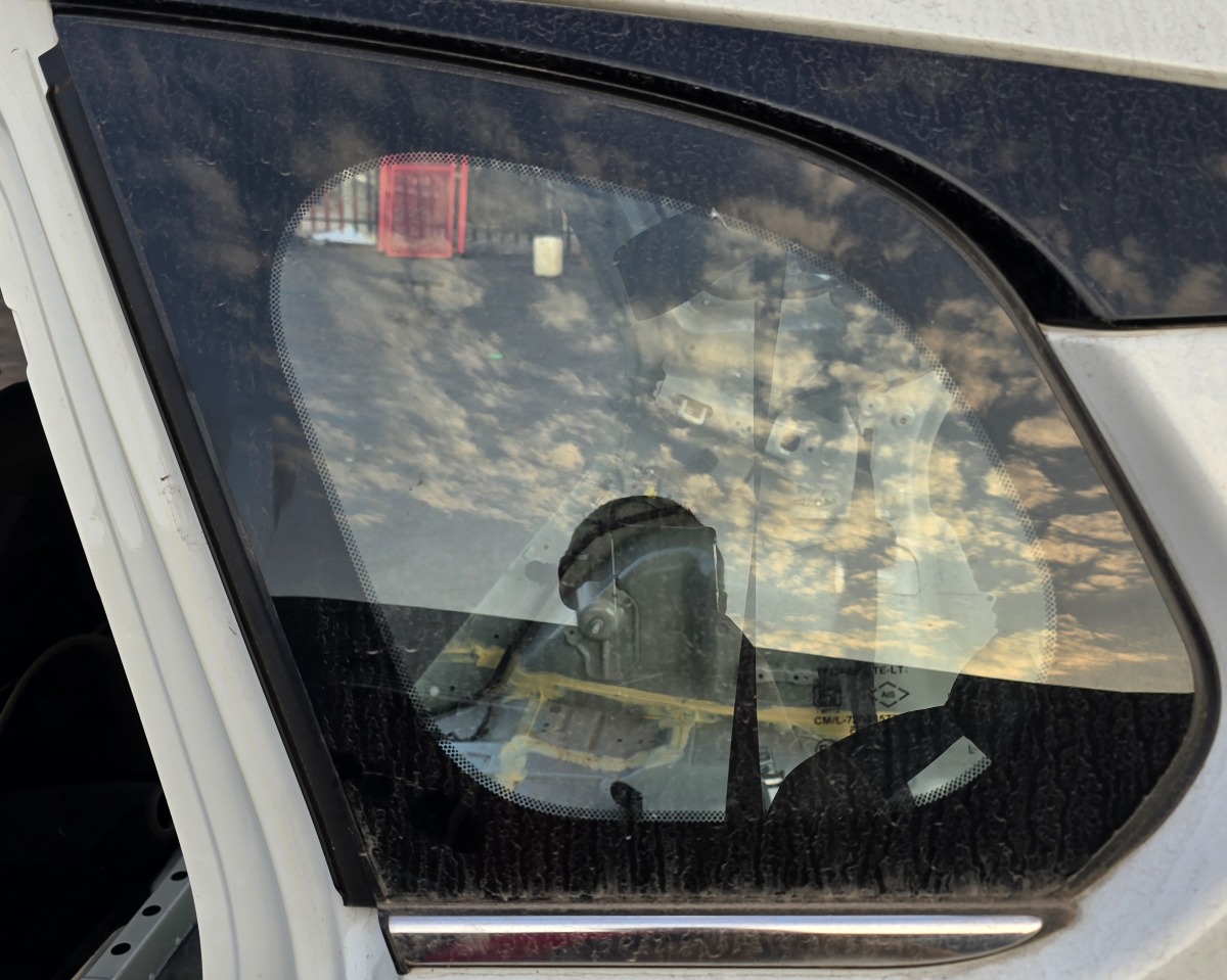 URBAN CRUISER LEFT REAR QUARTER VENT