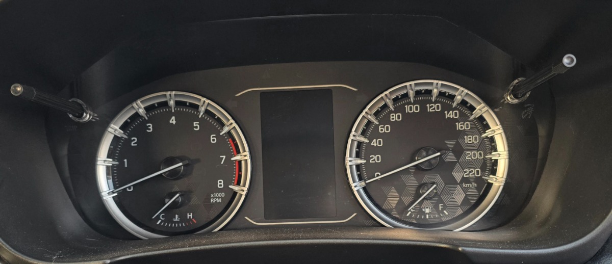 URBAN CRUISER 1.5I INSTRUMENT CLUSTER AUTO