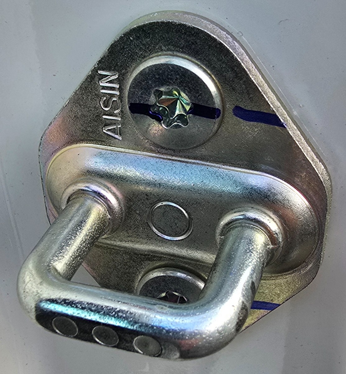 URBAN CRUISER DOOR STRIKER