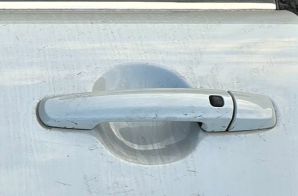URBAN CRUISER LEFT FRONT DOOR HANDLE