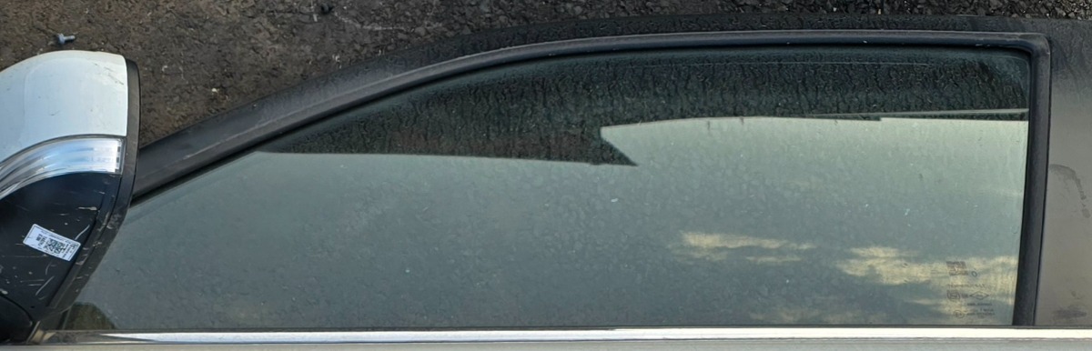 URBAN CRUISER LEFT FRONT DOOR GLASS