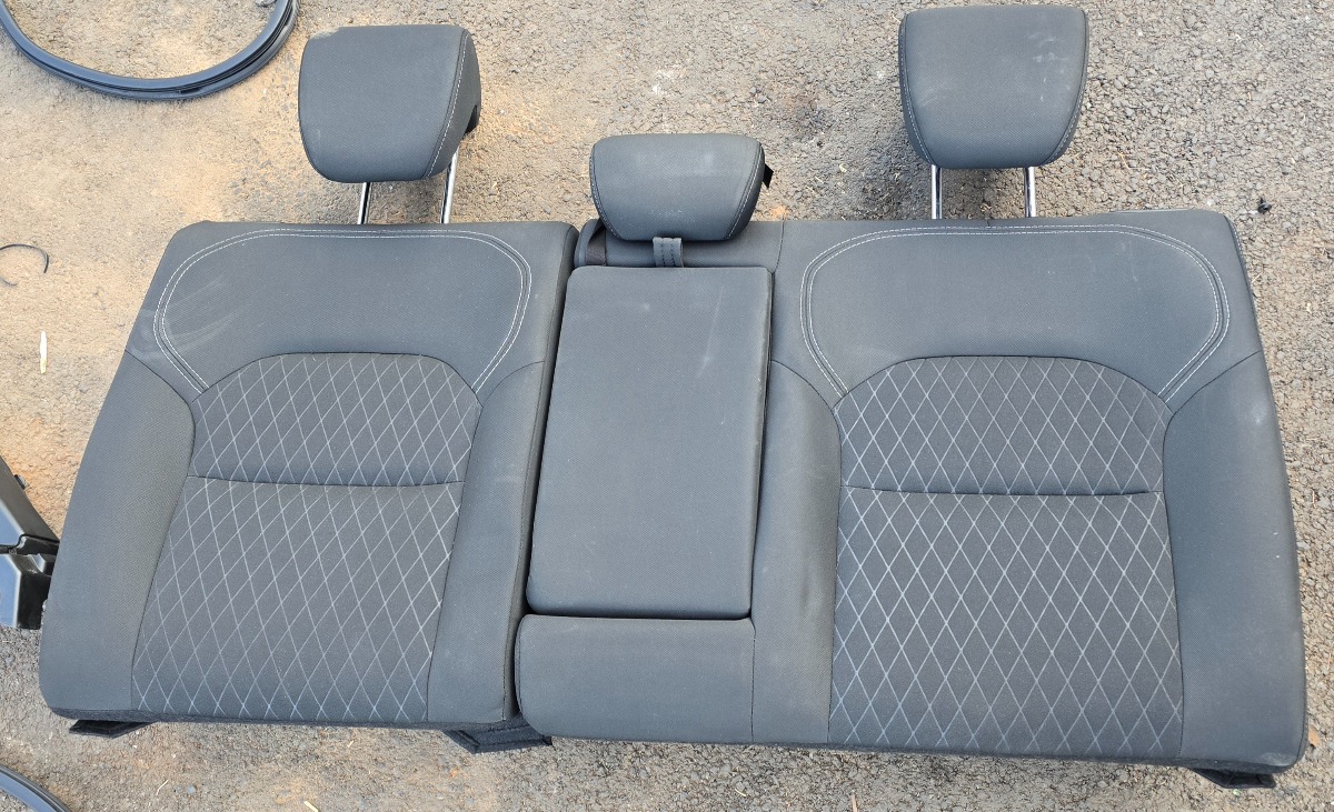 URBAN CRUISER REAR SEAT BACK REST