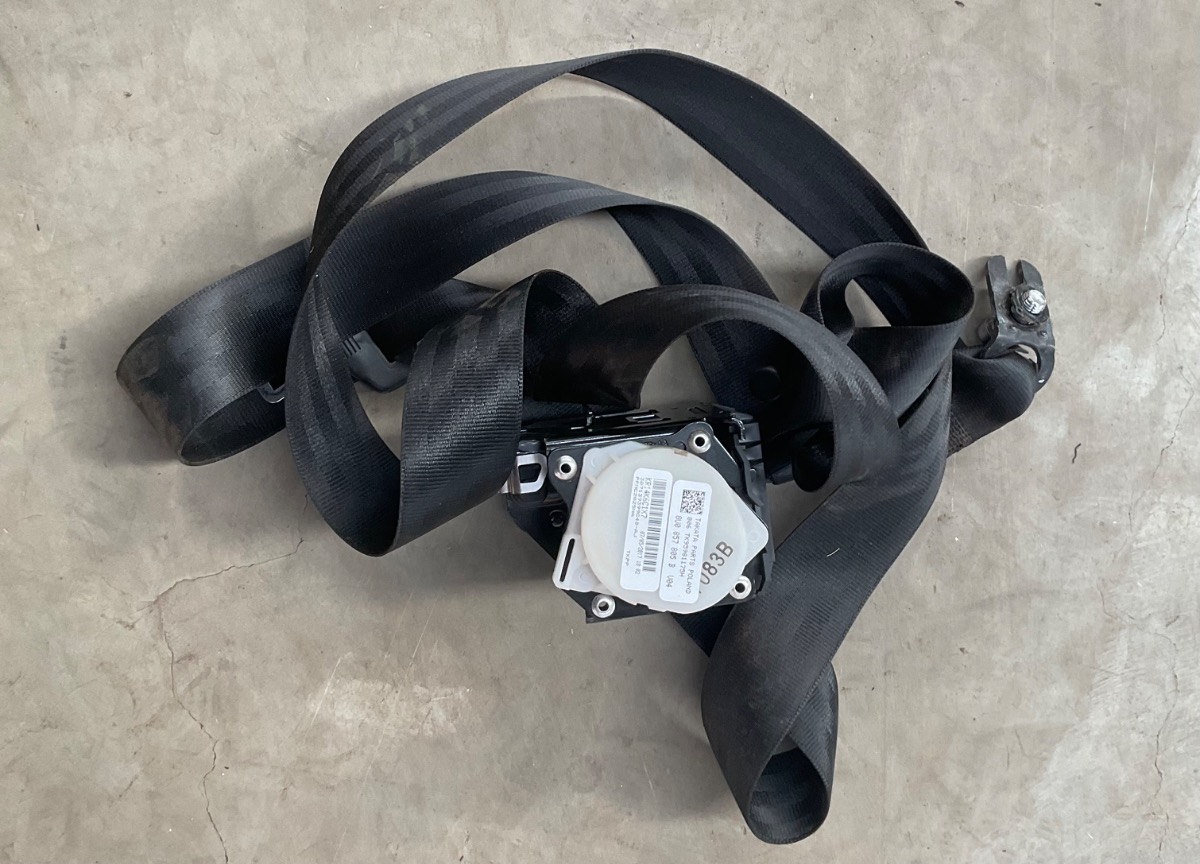 Q3 Rear Right Seat Belt