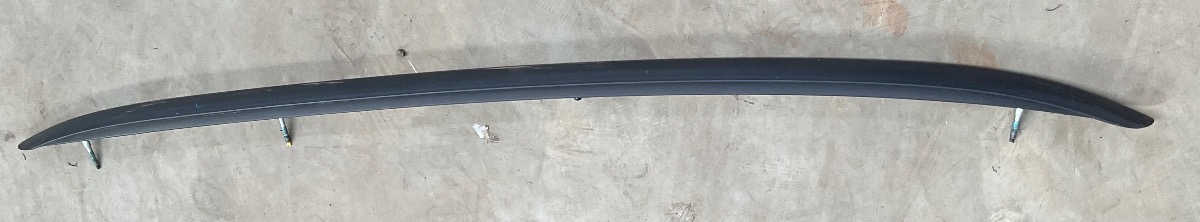 Q3 Roof Rail - Black, Left