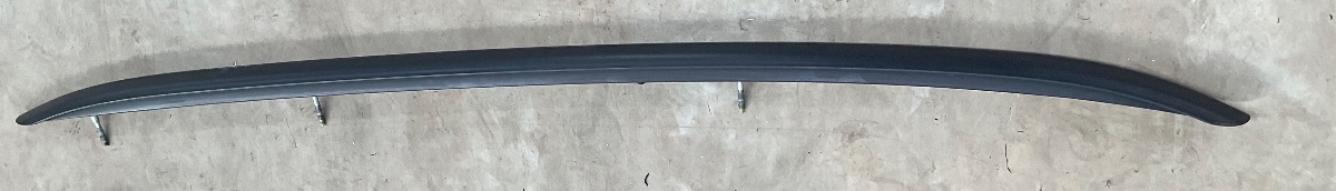 Q3 ROOF RAIL BLACK LEFT SIDE