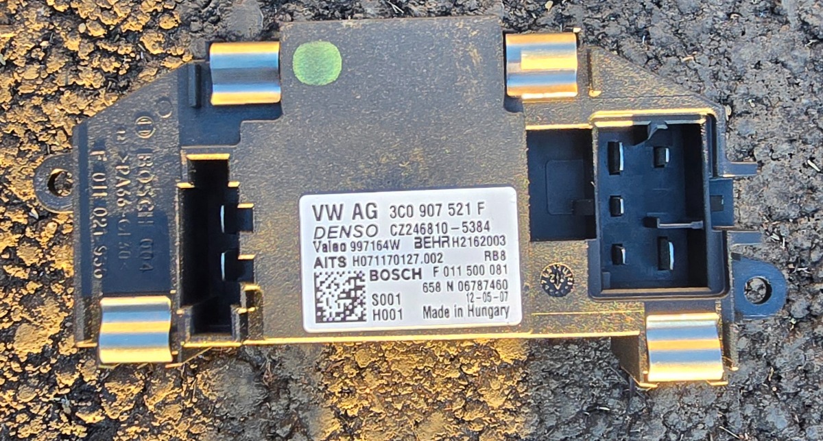 Q3 HEATER RESISTOR