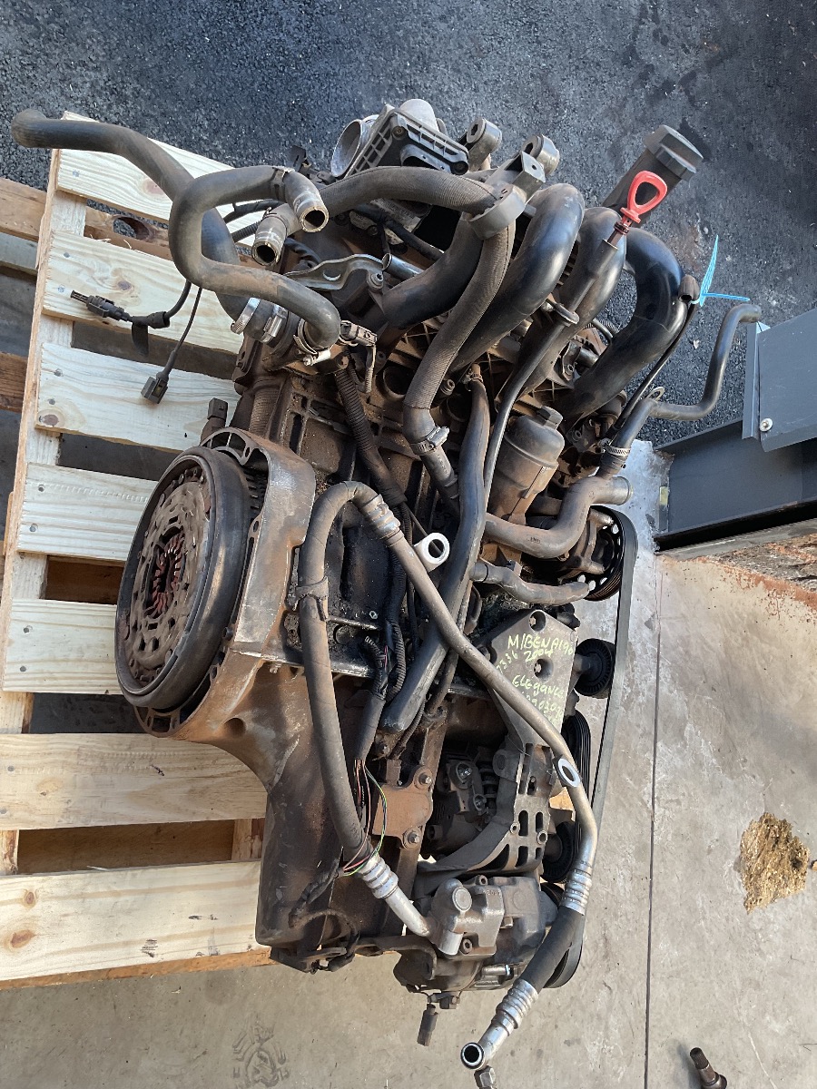 A 190L ELEGANCE ENGINE