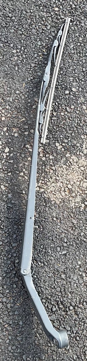 URBAN CRUISER RIGHT FRONT WIPER ARM