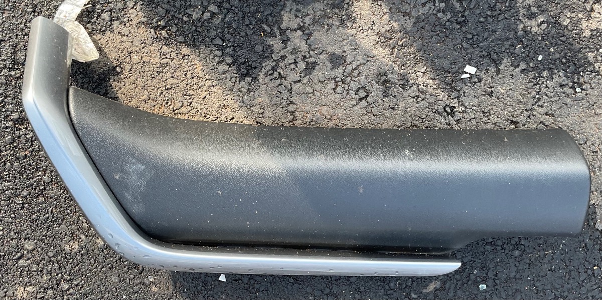 URBAN CRUISER LEFT LOWER DASH TRIM