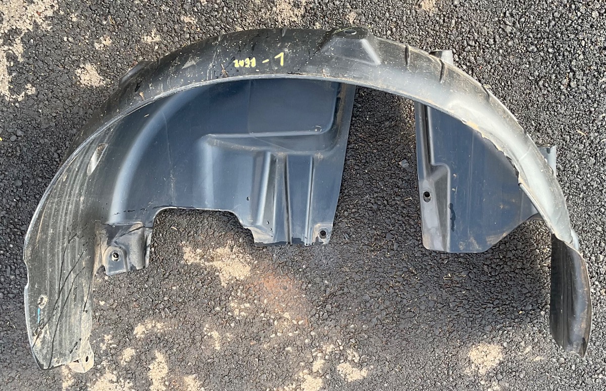 URBAN CRUISER LEFT REAR FENDER LINER