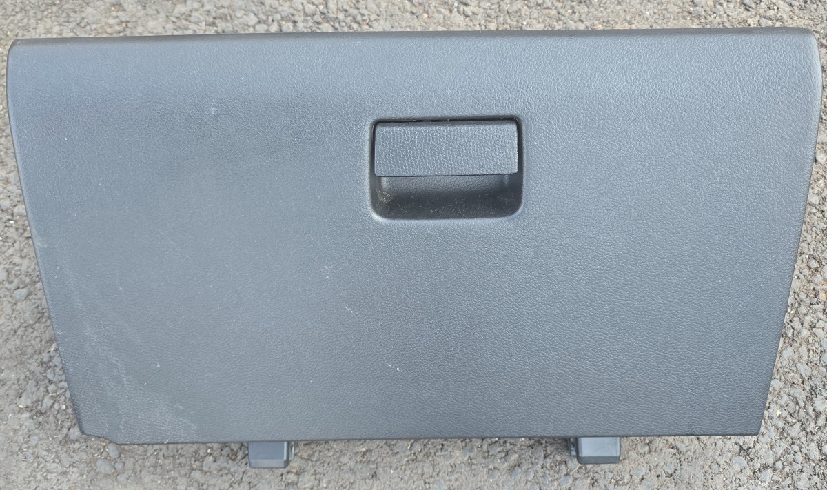 URBAN CRUISER CUBBY HOLE
