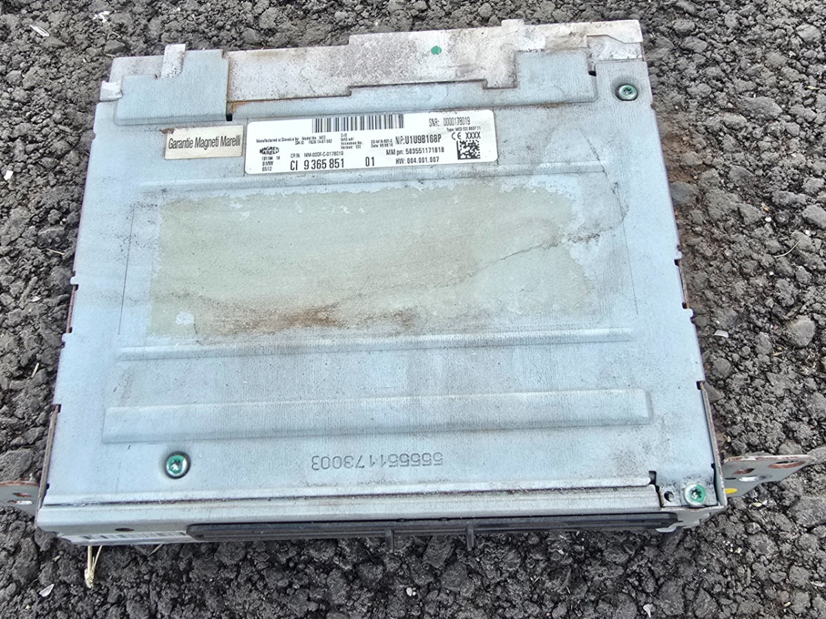 F45 RADIO HEAD UNIT