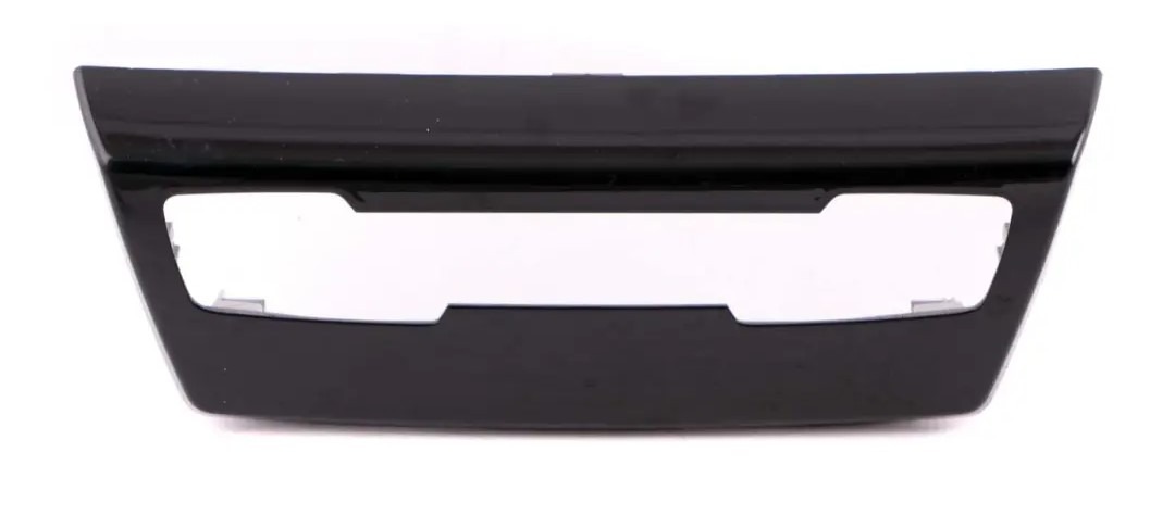 F45 CENTRE CONSOLE RADIO TRIM