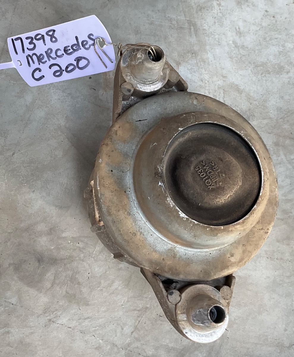 C200K CLASSIC W204 ENGINE MOUNTING