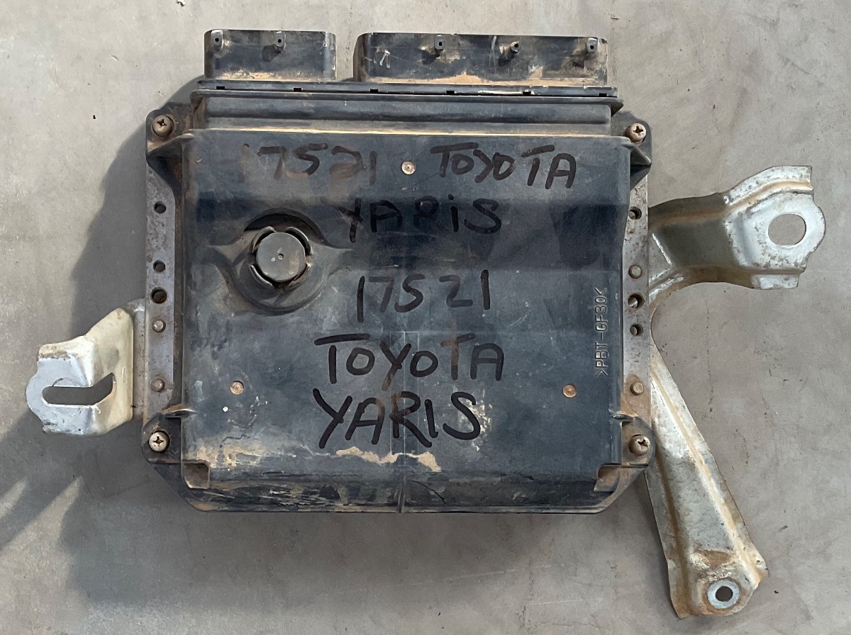 YARIS 1.3 Xi COMPUTER BOX