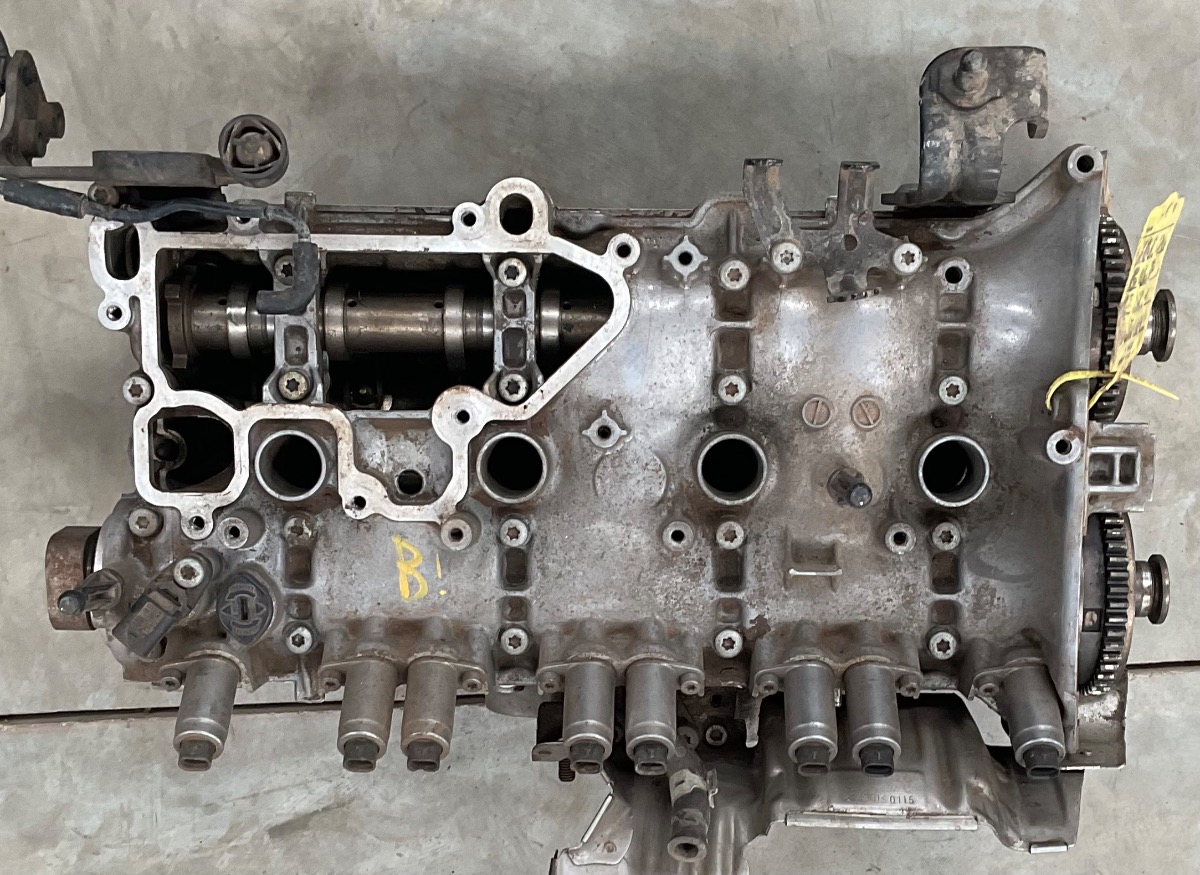 GOLF VII GTi 2.0 CYLINDER HEAD